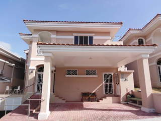 House for Sale in Rufina Alfaro - 4 bedrooms