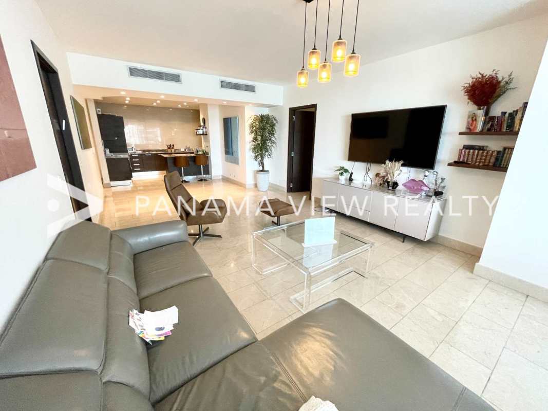 Contemporary kitchen with granite countertops and built-in appliances in Grand Tower Punta Pacifica