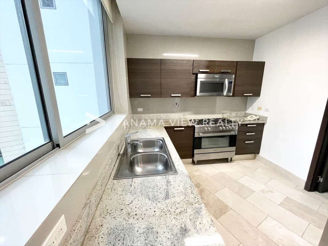 Kitchen with granite counters Grand Tower Punta Pacifica Panama