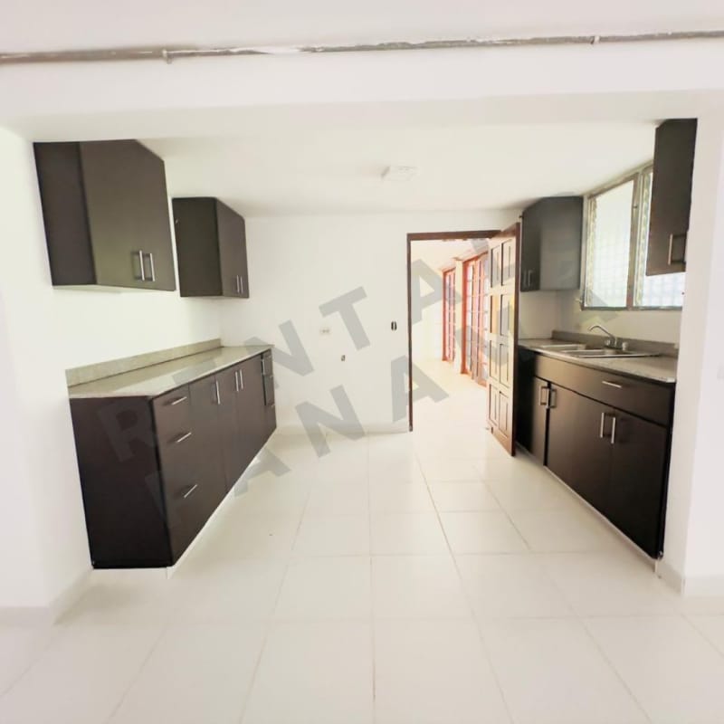 Spacious 3BR House with Terrace in La Loma, Hato Pintado