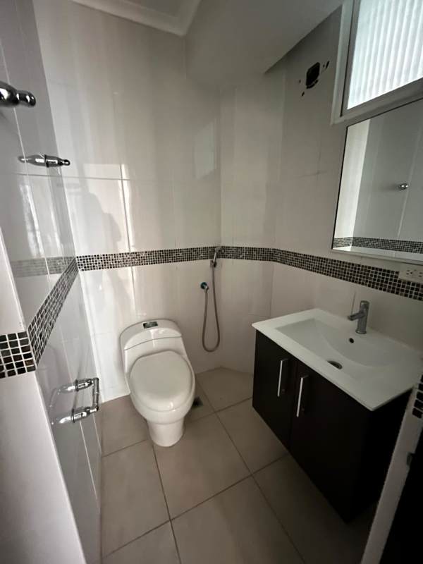 Modern mid-rise building with balconies El Mare 600 Edison Park Panama