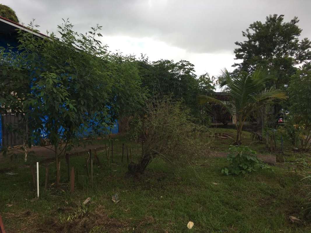 Panoramic fenced 1000m2 corner lot for sale close to highway in Pedregal Panama