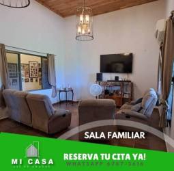 Spacious family living area, wood ceiling, recliners, modern style, Penonomé rental house