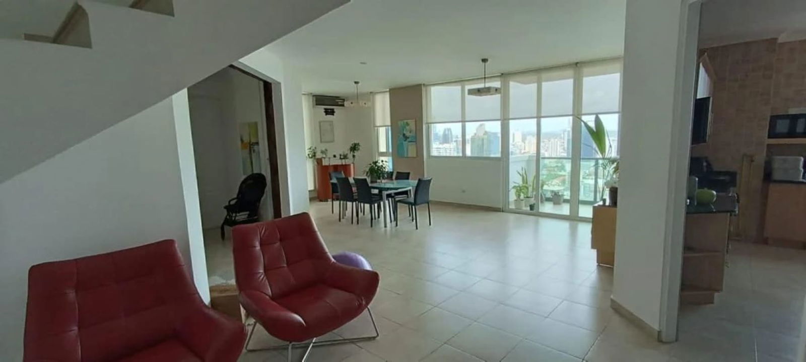 Fully equipped kitchen with granite and appliances penthouse Ocean Club Punta Pacifica Panama