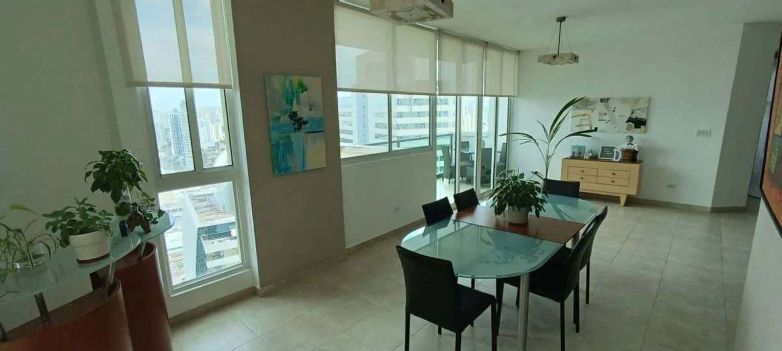 Luxurious bedroom with balcony and ocean views in Penthouse Ocean Club Punta Pacifica Panama