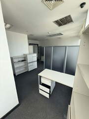 Office for Rent in Bella Vista - 0 bedrooms