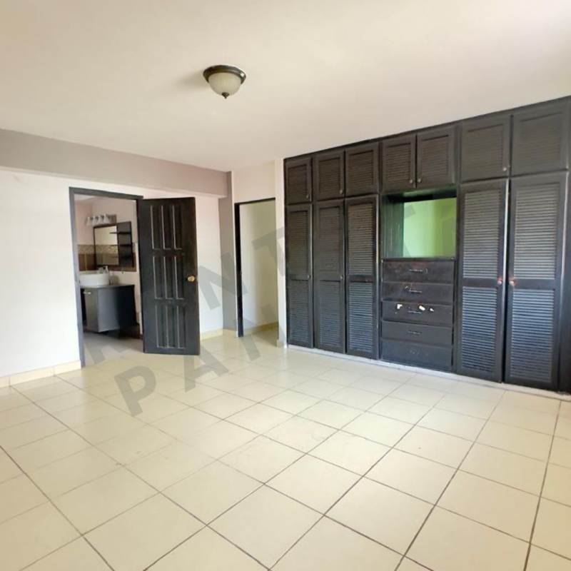 Spacious balcony with city view PH El Carmen Panama City