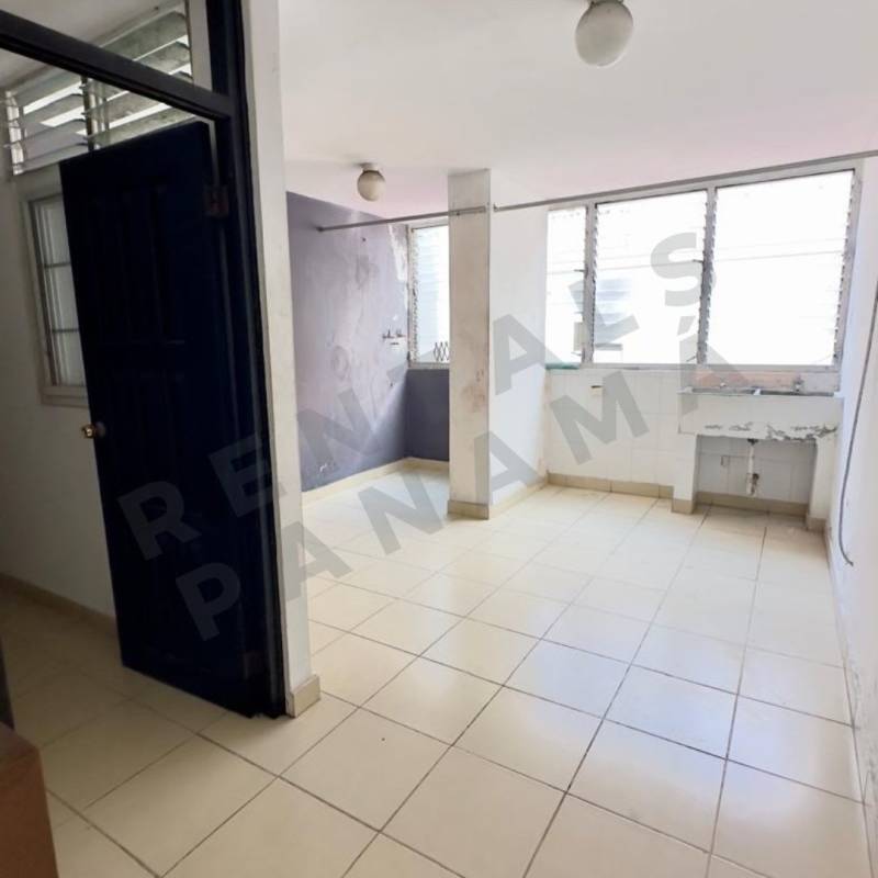 Modern balcony with tiled floor PH El Carmen Panama