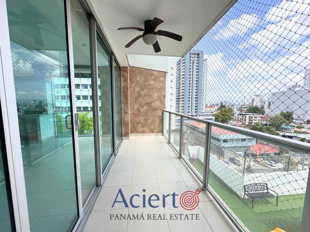 Large master bedroom built-in closet split air conditioning window with city view PH San Francisco Skyline Panama