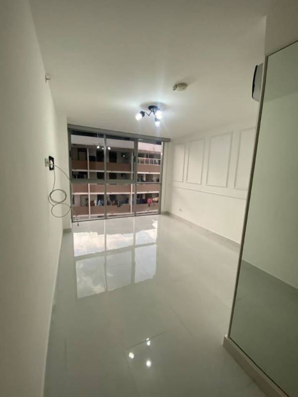 2BR Apartment for Rent with Balcony & Amenities PH Velure El Cangrejo