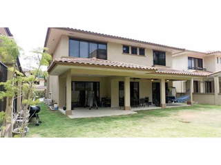 House for Sale in Clayton - 5 bedrooms