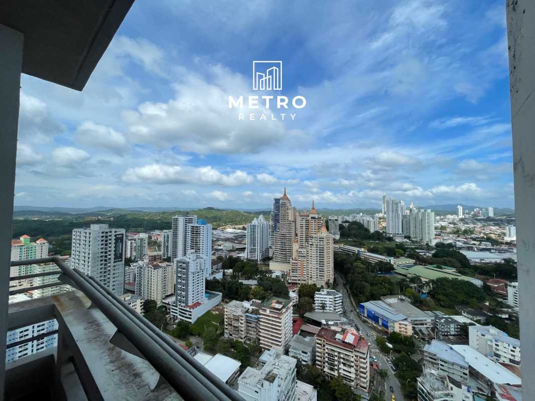 Bathroom with glass shower enclosure, granite countertop, and modern fixtures in PH Luxor El Cangrejo Panama