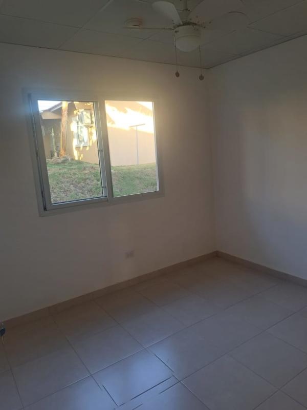 Bedroom with large built-in closet and ceiling fan PH Palermo Nuevo Tocumen Panama