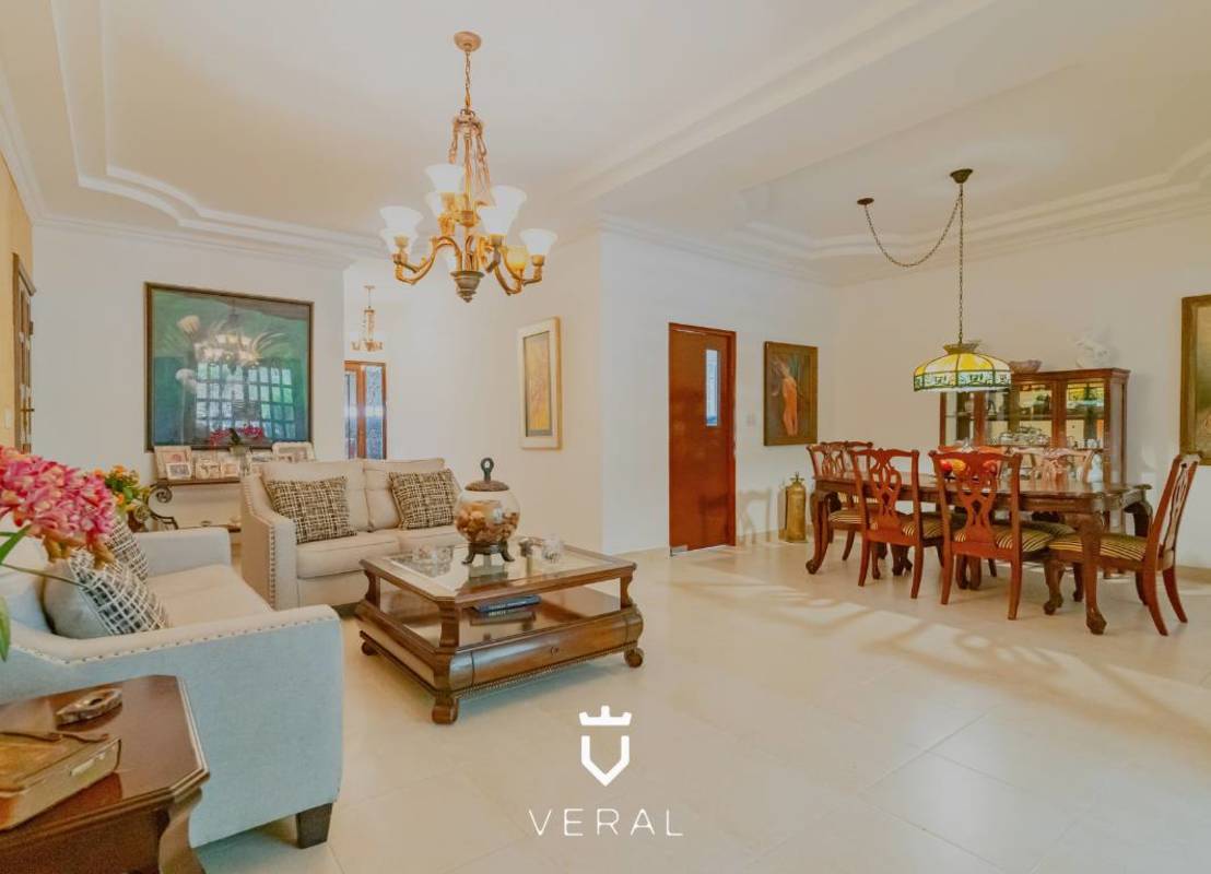 Exclusive 4BR House with Pool in La Loma Panama