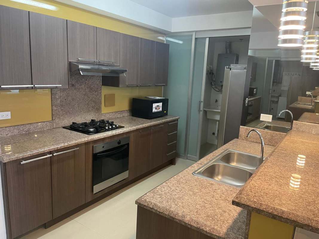 Contemporary kitchen granite countertops appliances PH Top Tower Costa del Este Panama