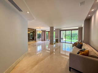 Single-family House for Sale in Clayton - 4 bedrooms