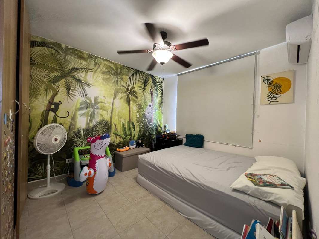 Contemporary bathroom with tiled walls, walk-in shower at PH Vía España Carrasquilla
