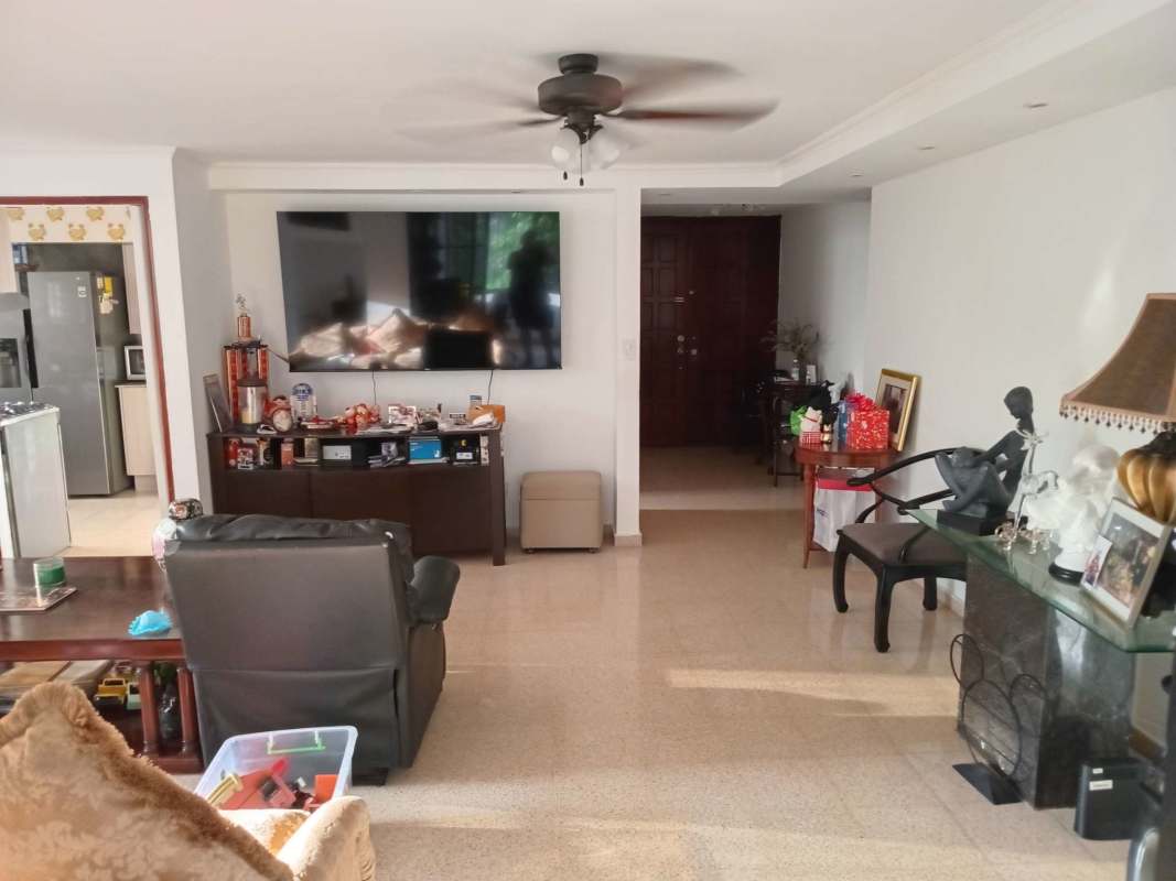 Multipurpose enclosed balcony with windows in PH La Joya Punta Paitilla Panama