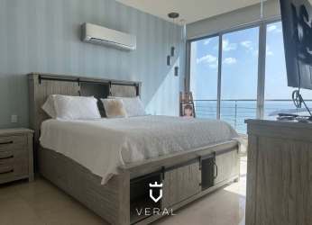 Luxury rooftop spa and infinity pool with ocean views PH Casa Bonita Panama