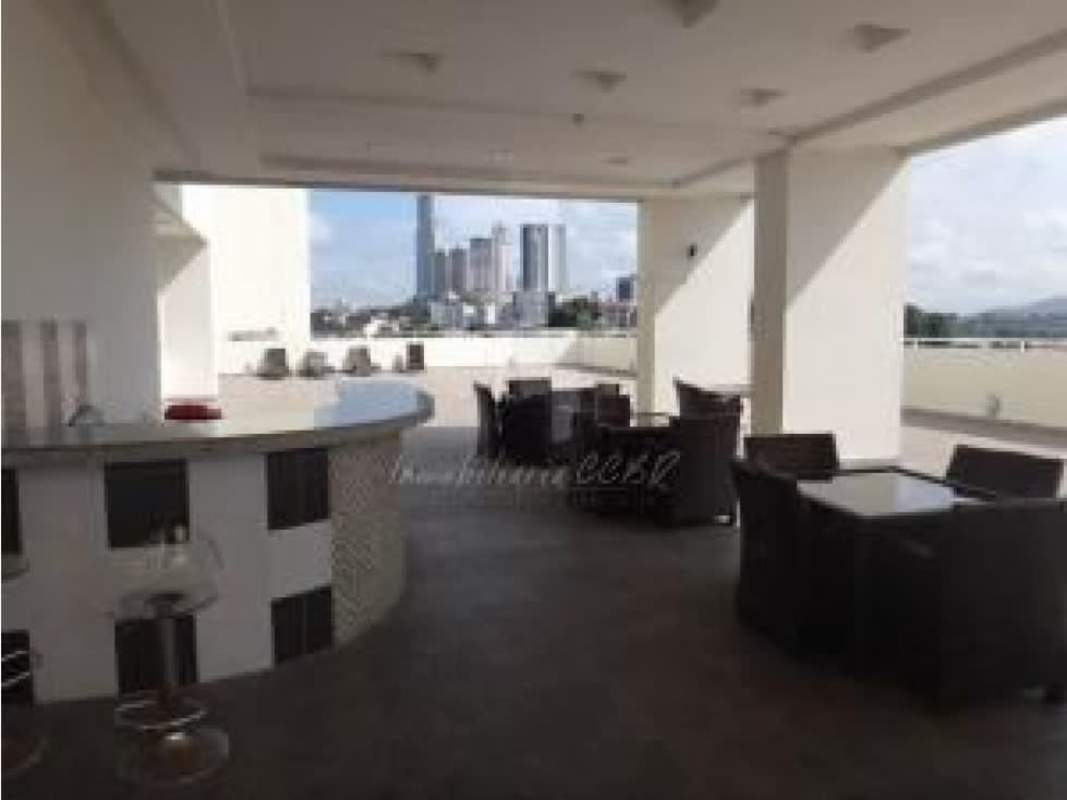 Fully equipped modern gym in PH Vivendi 300 Edison Park Panama City