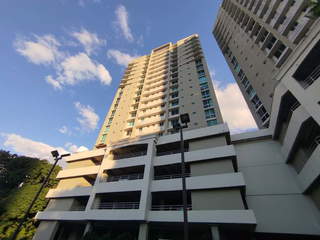 Apartment for Sale in San Francisco - 3 bedrooms