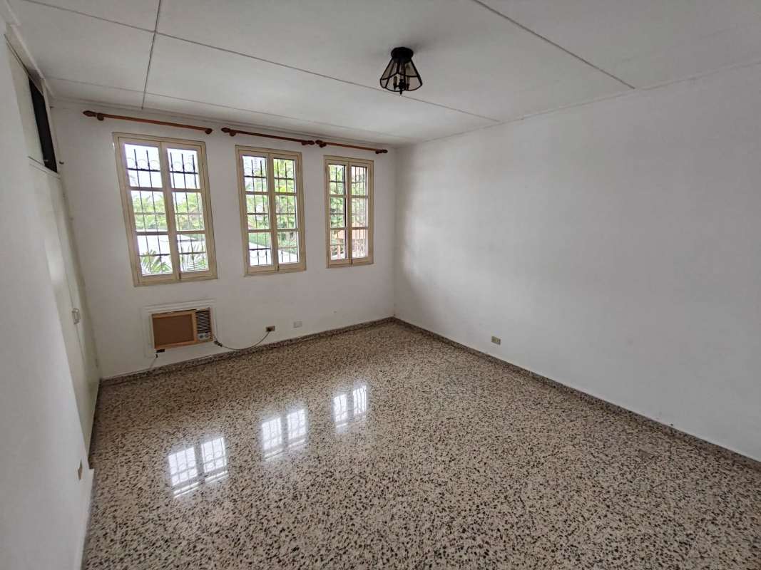 Private swimming pool and sun terrace for luxury house rental Altos del Golf Panama City