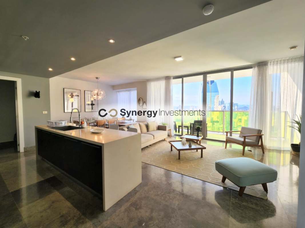 Luxury infinity pool with ocean view deck at PH Yoo Panama Avenida Balboa Panama