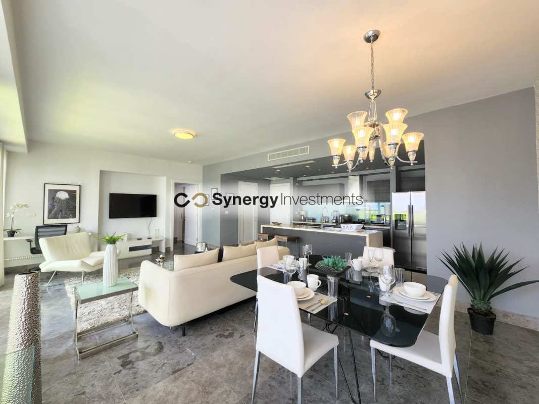 Spacious bedroom with floor-to-ceiling windows, ocean views in Yoo Panama Torre