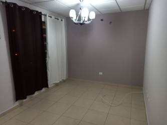 Bright living room with tiled floor and open entrance for rent Corotú Vacamonte