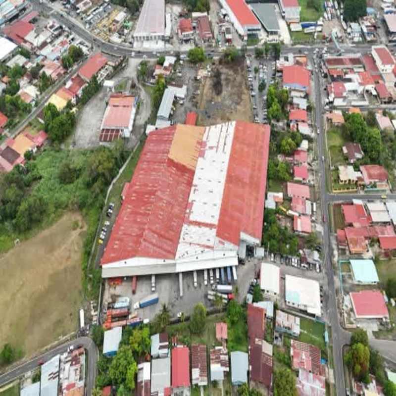 Multiple loading docks for trucks and containers in large commercial warehouse Panama