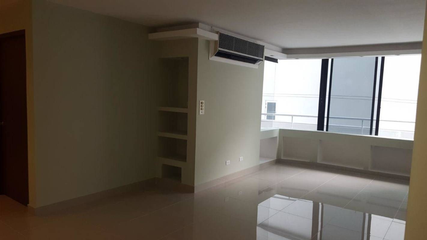 Open dining area with porcelain tile floor at PH Brisas de Obarrio Obarrio Panama