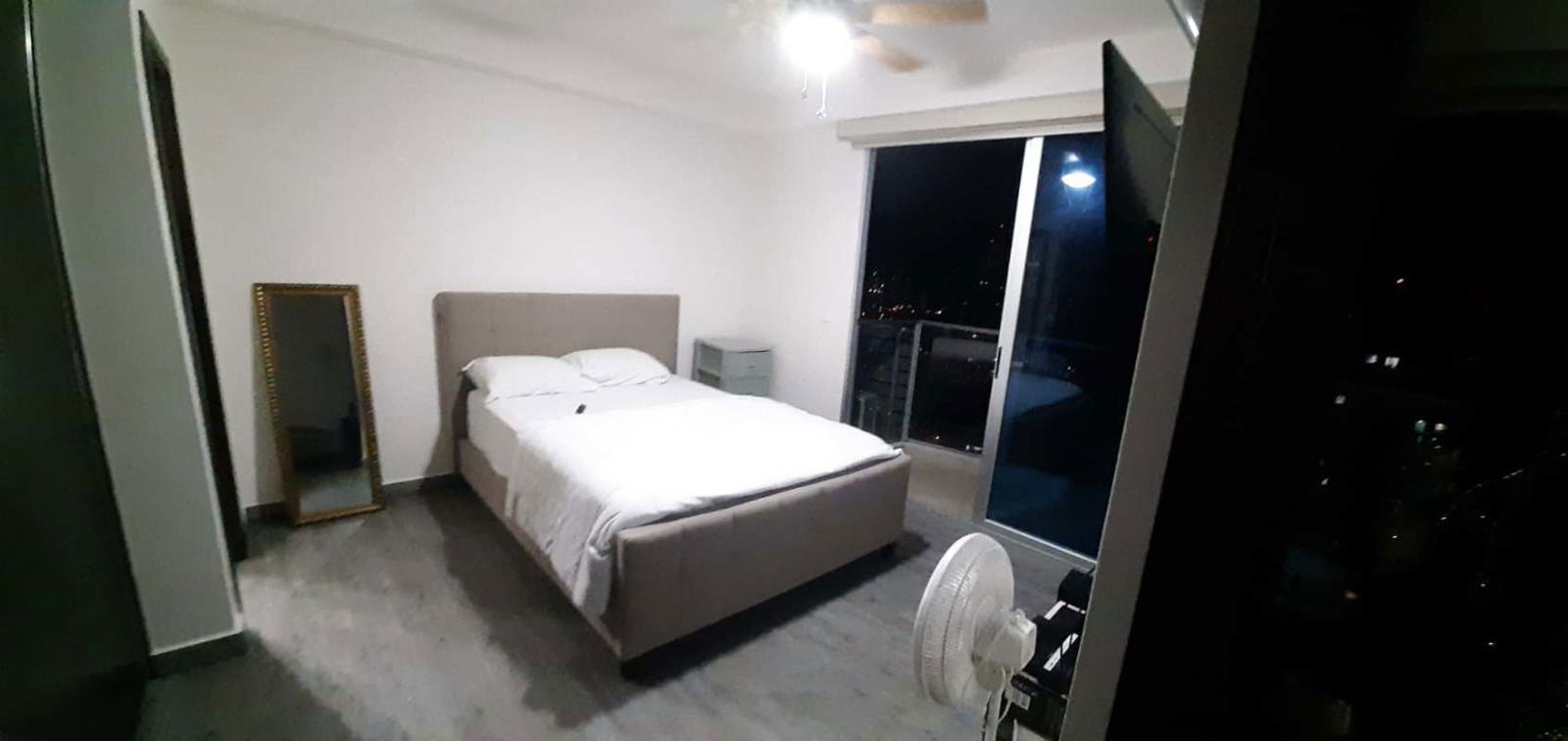 Bedroom with large wardrobe PH San Roque Hato Pintado Panama