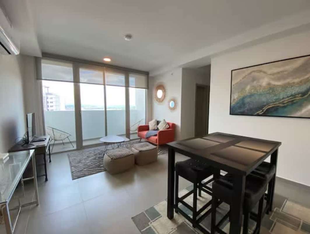 Fully equipped resident gym at PH Signature Point La Cresta Panama City