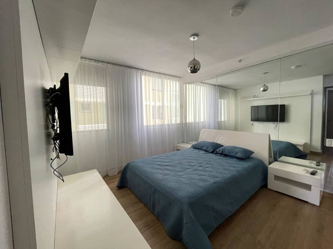 Kitchen granite countertops gas cooktop stainless appliances PH Lumiere Costa del Este Panama