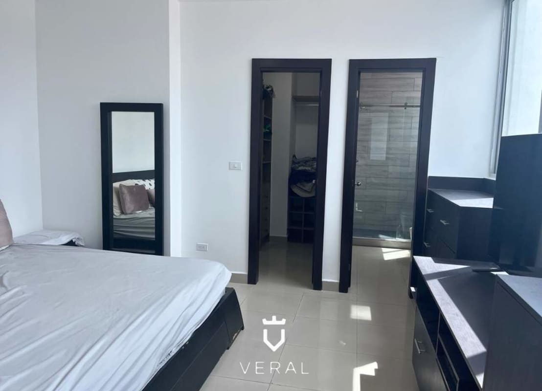 Living dining area open plan balcony skyline views PH Harmony San Francisco Panama City