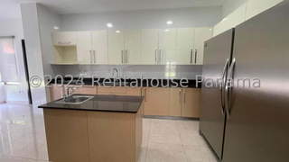 House for Rent in Clayton - 4 bedrooms