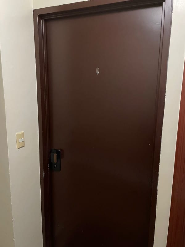 Bathroom with walk-in shower and pedestal sink PH Sunflower Panama