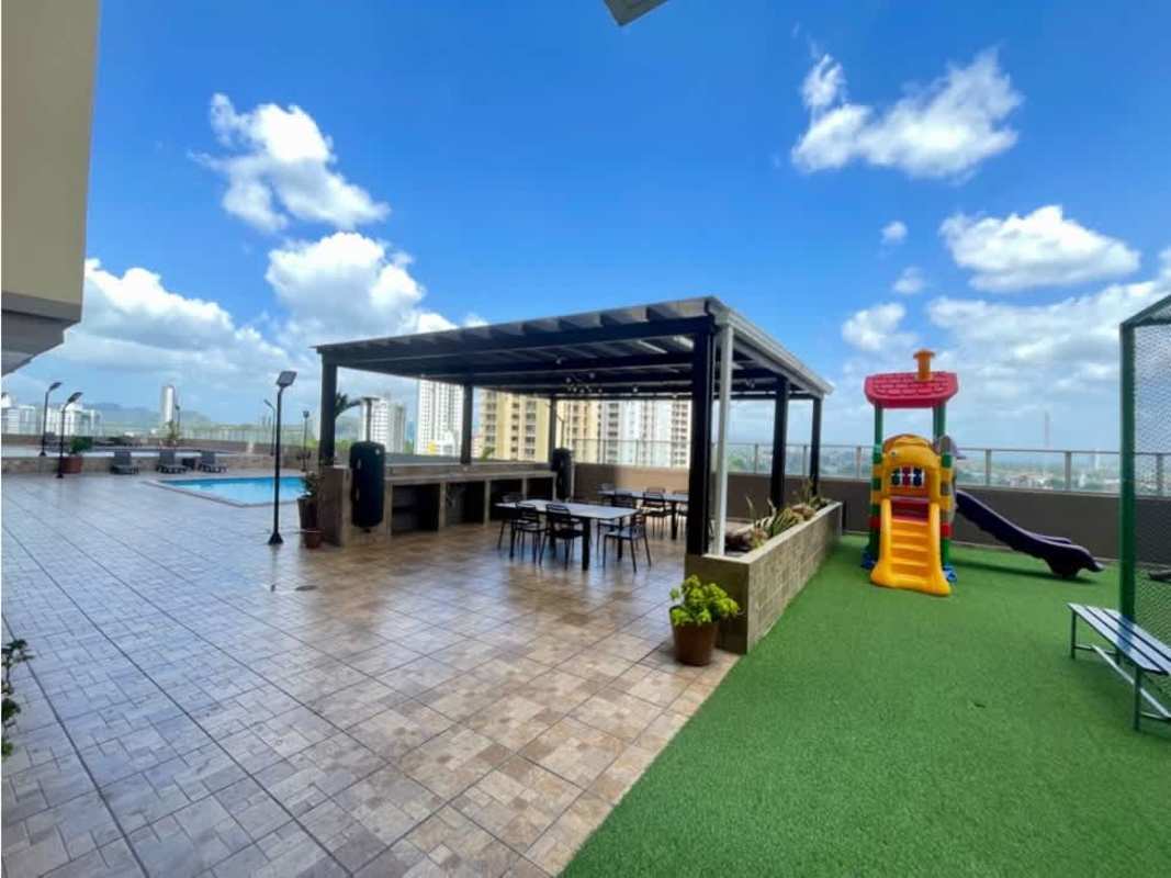Rooftop terrace playground pool pergola city skyline PH Victoria Hills Hato Pintado Panama