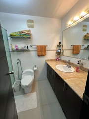 Apartment for Rent in 12 de Octubre - 2 bedrooms