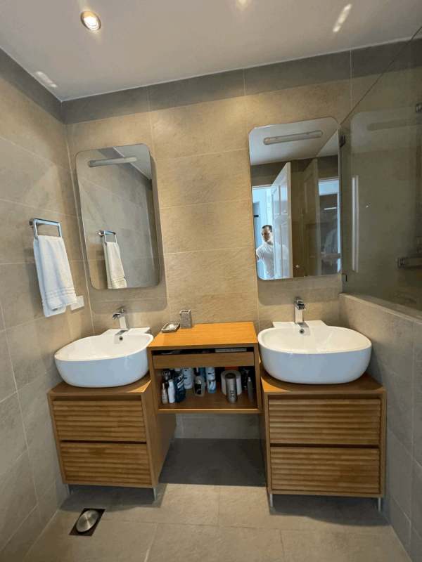 Master bathroom with double sinks PH Sevilla Costa del Este Panama