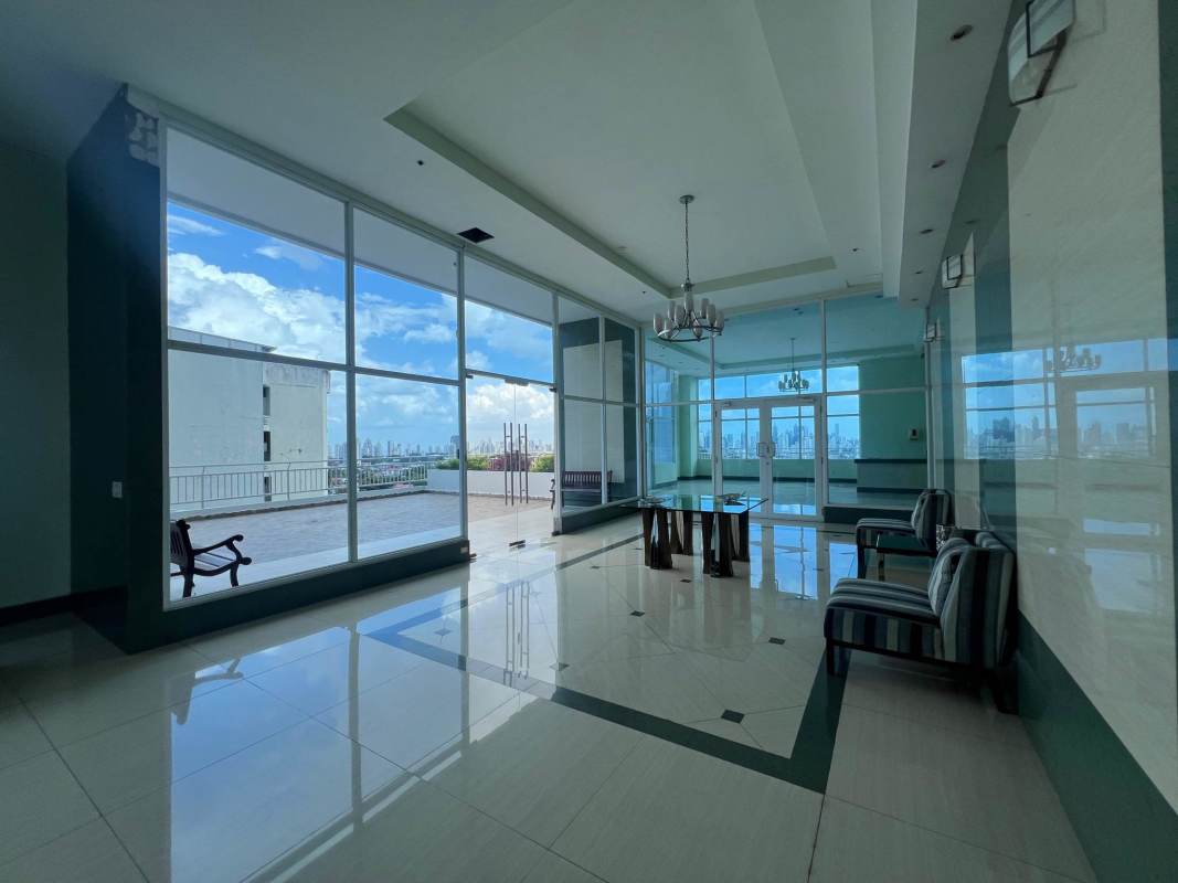 Lobby view city skyline PH Lexington Tower Villa de las Fuentes Betania Panama City