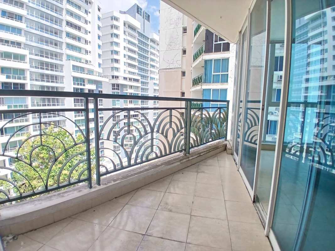 Children's room decorated PH Belview Edison Park Panama City apartment