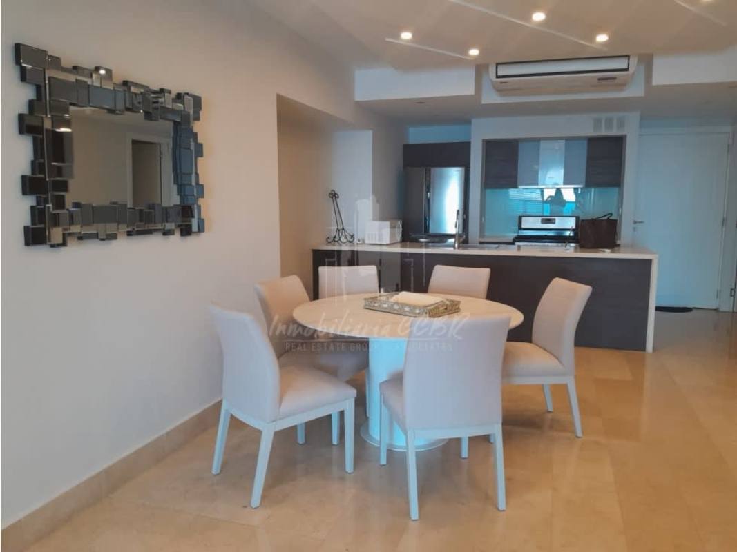 Spacious master bedroom with king bed, city skyline views, modern decor in PH YOO Panama