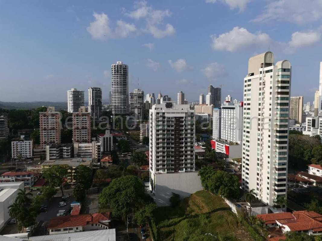 Panoramic skyline view from apartment balcony at PH Bellavista Central near Parque Urracá Panama City