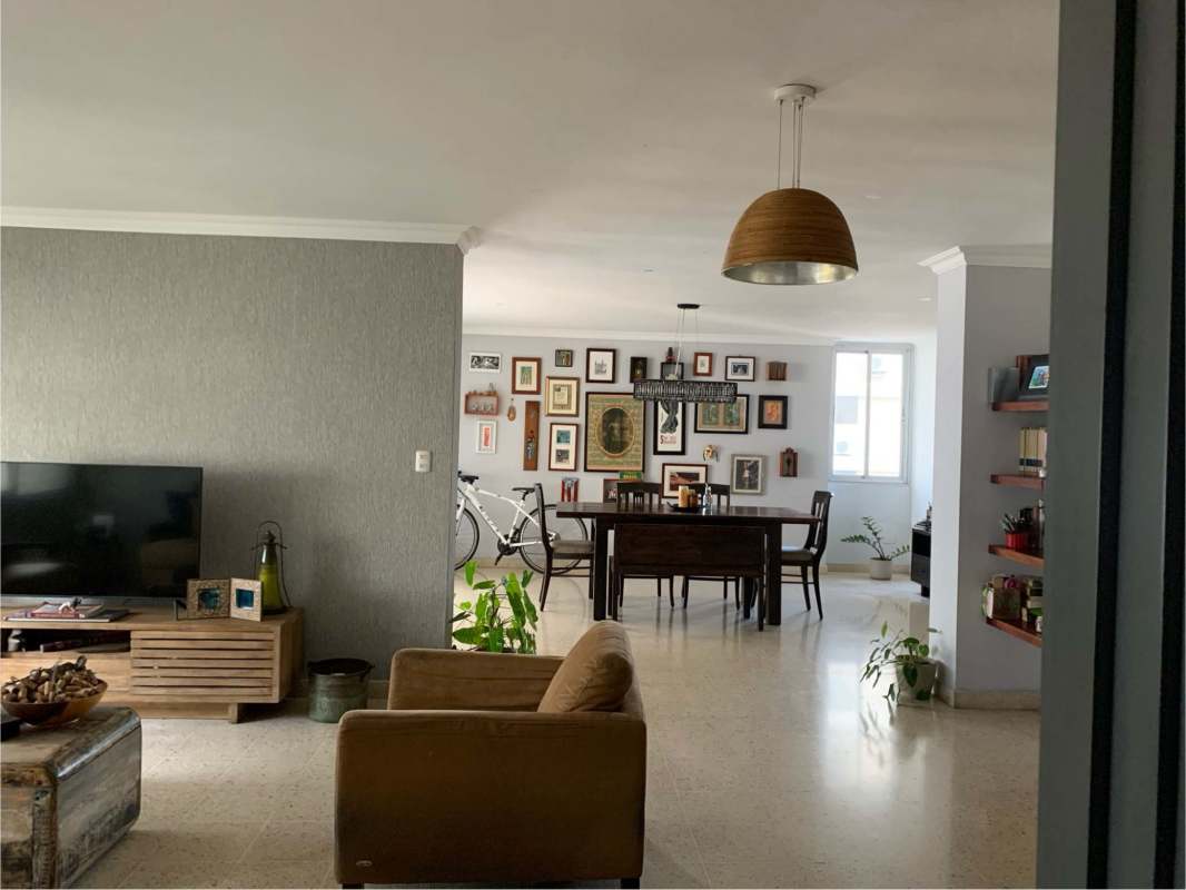 Closed kitchen with granite countertops and cabinets PH Bellomar Marbella