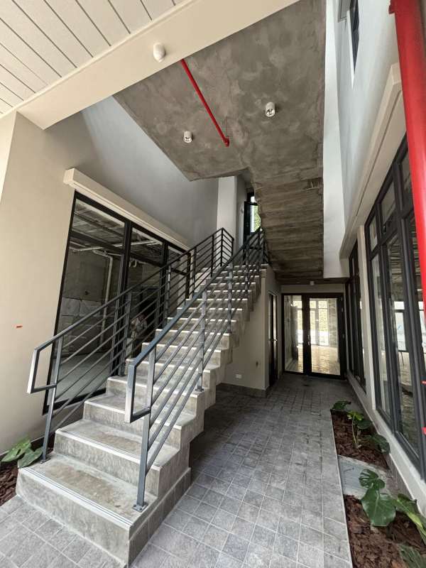 New Commercial Restaurant Space in Plazuela de Alfaro Casco Viejo