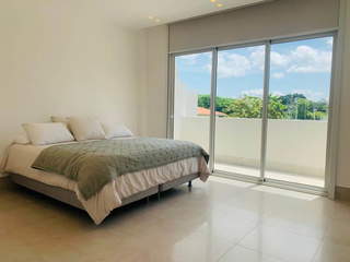 Townhouse for Sale in Santa Maria - 4 bedrooms