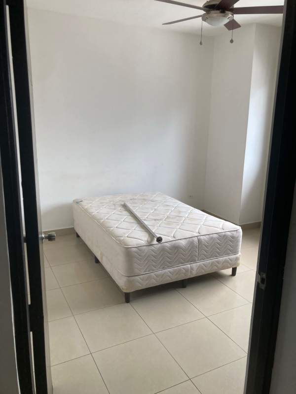 Bright bedroom with AC large window PH Galeria Uno for sale in Obarrio Panama City