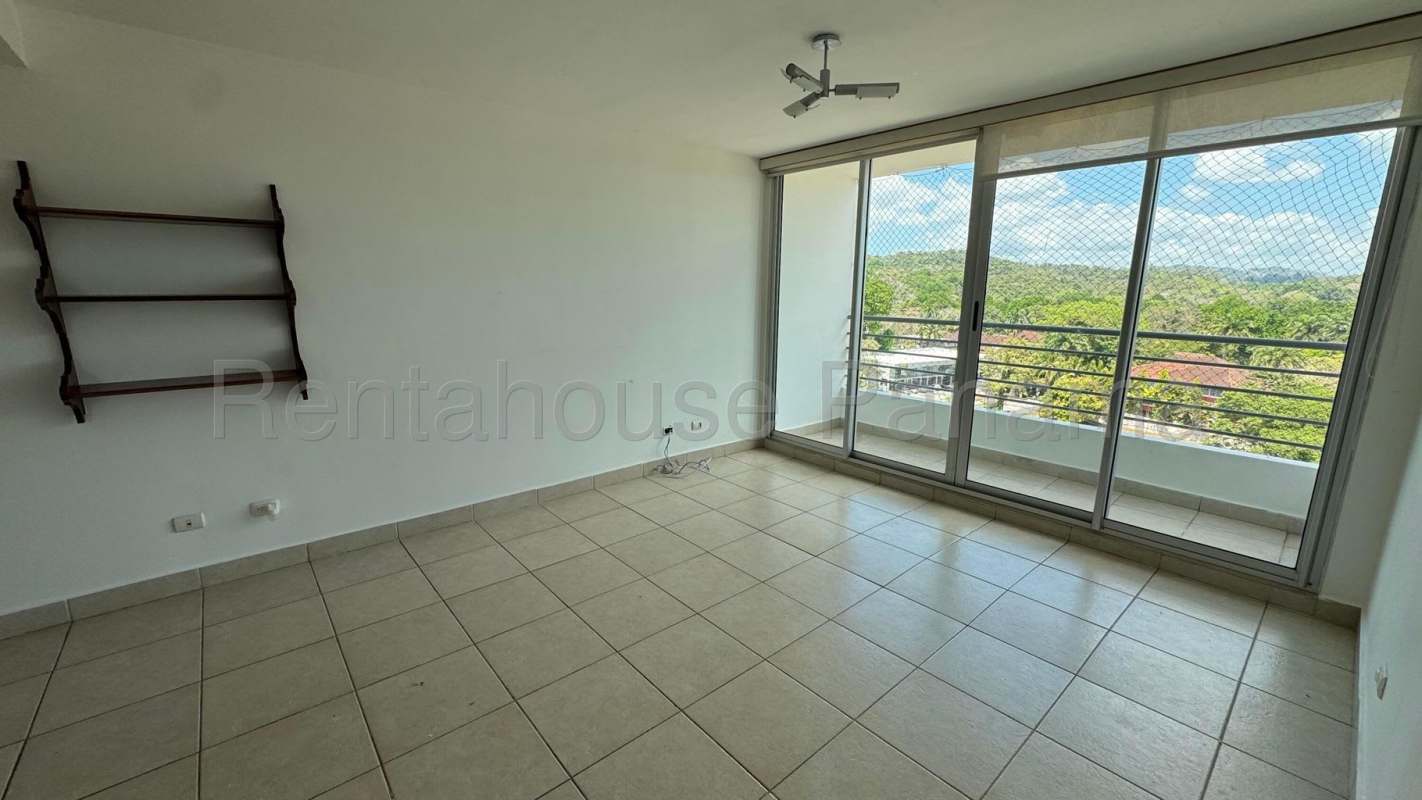 Open living area with ceramic floors in PH Clayton Residence apartment Panama City
