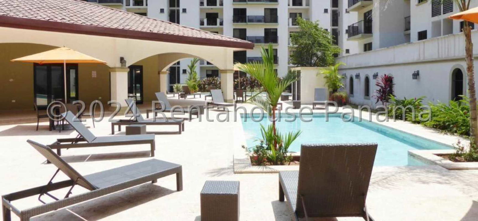 Large modern kitchen with granite countertops, stainless appliances in Embassy Village Albrook Panama